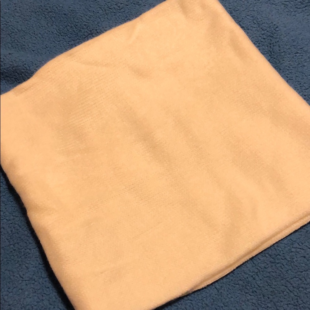 NWT Neck Warmer
